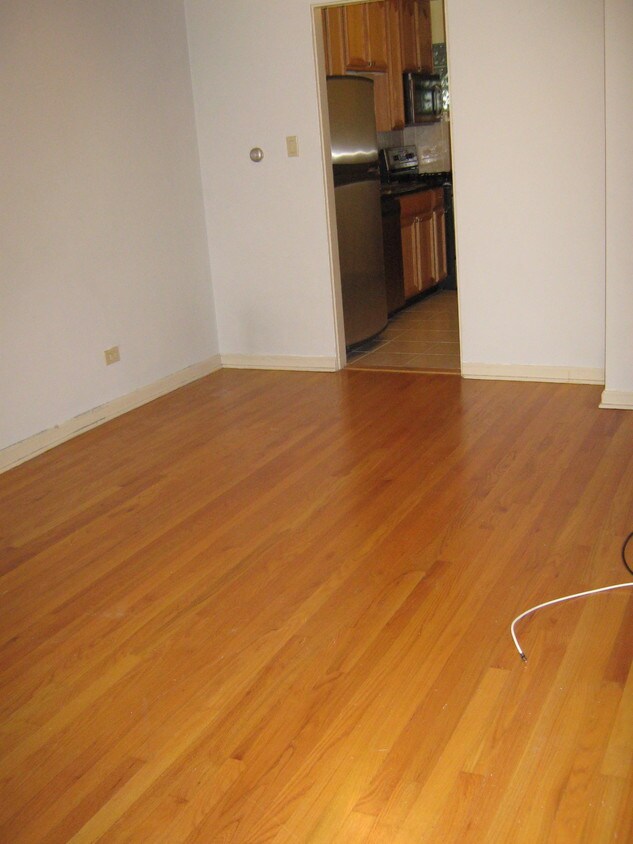 Primary Photo - 1117 Homestead Rd