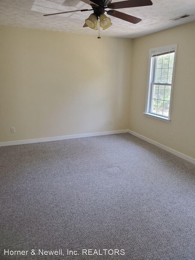 Building Photo - 4 br, 3.5 bath House - 7549 Belmont Road
