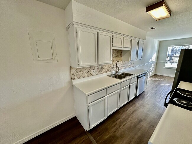 Foto del edificio - 1244 SW Elm Tree Rd