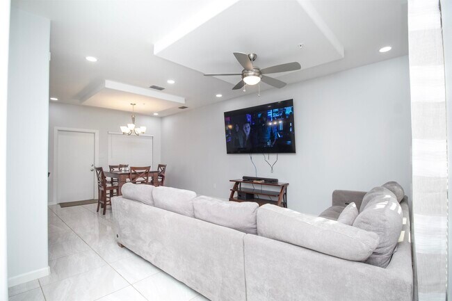 Foto del edificio - 4101 Blue Quail Rd