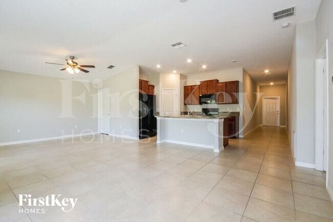 Foto del edificio - 9637 Sage Creek Dr