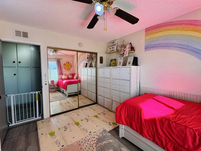 Building Photo - 10349 Carefree Dr