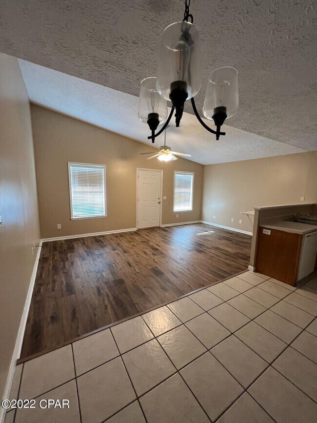 2517 Allison Ave, Panama City, FL 32408