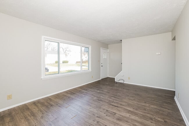 Building Photo - 26900 Zeman Ave