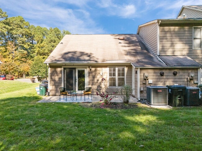 Building Photo - 67 Crystal Oaks Ct