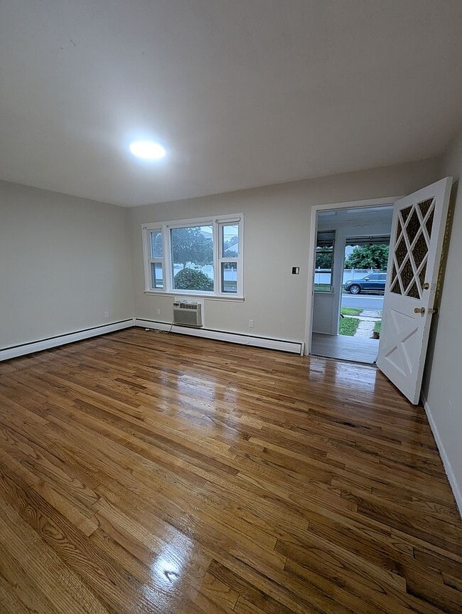 Foto del edificio - 2117 Fay Ave