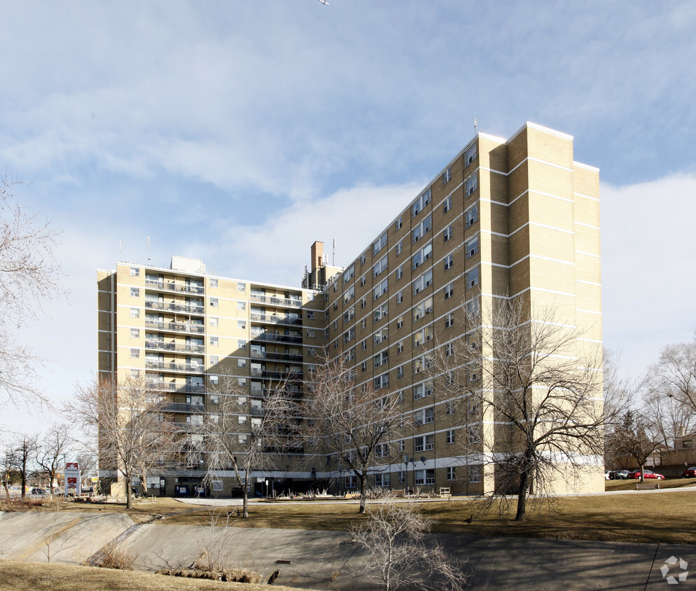 Building Photo - Downsview Acres