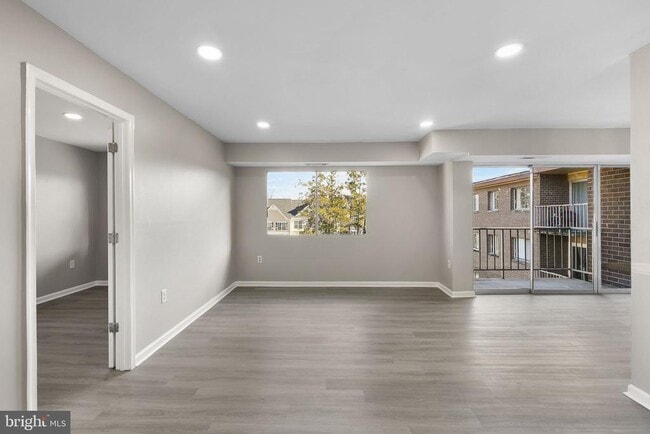 Building Photo - 12753 Dara Dr