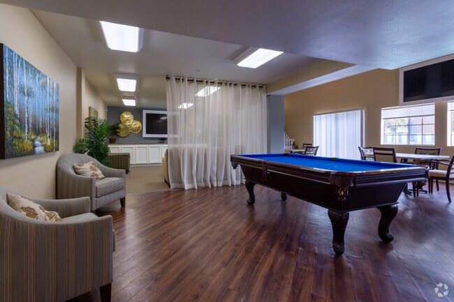 Clubhouse - The Huntington Breeze