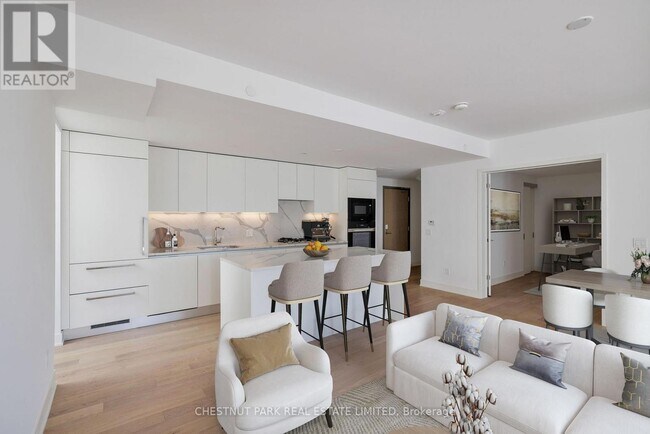 Building Photo - 200 Keewatin Ave