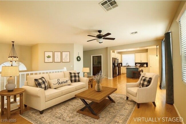 Foto del edificio - 10617 Turquoise Valley Dr