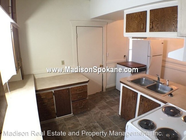 Foto del edificio - 4 br, 1 bath House - 1714 W. Mansfield Ave.