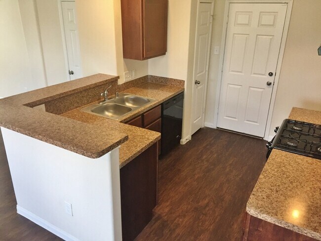 Building Photo - Kenswick Meadows - 21210 Normand Meadows L...