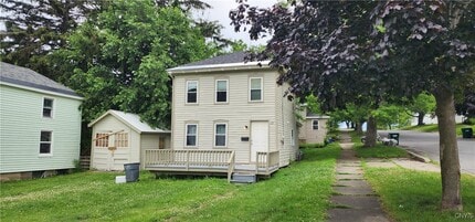 Building Photo - 127 W Schuyler