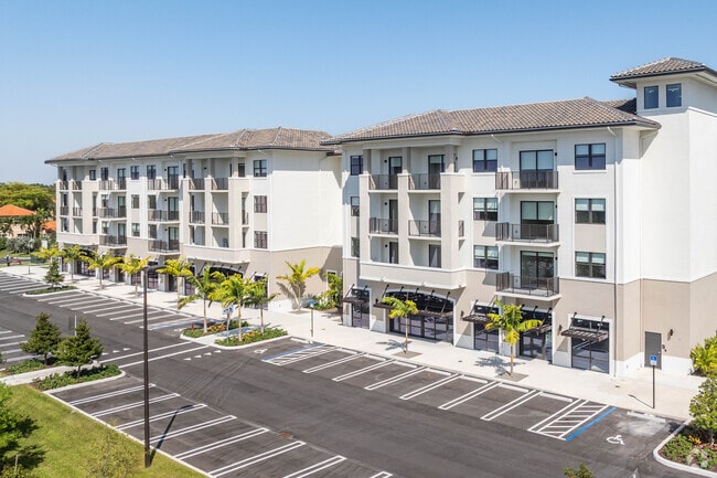 Building Photo - South Pointe Apartments