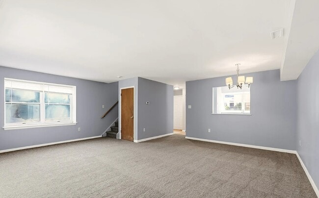 Building Photo - 12 S Indian Valley Ct