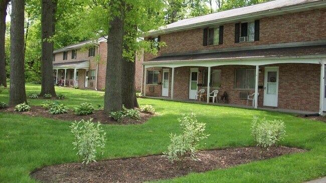 Foto del edificio - 463 Brentwood Dr