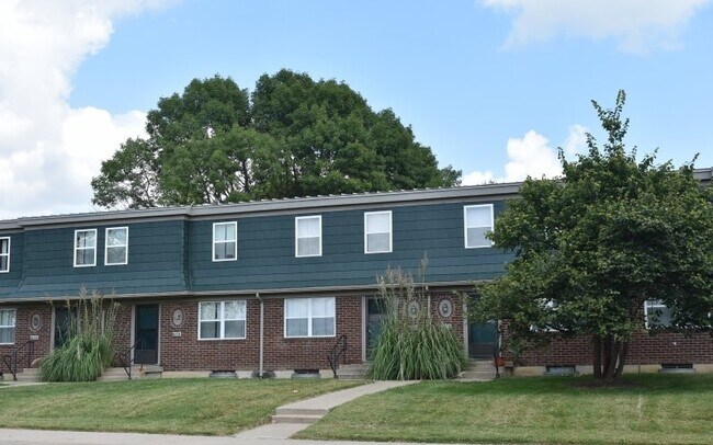Foto del edificio - 16995 E Dover Ln