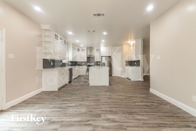 Foto del edificio - 4030 Vineyard Dr