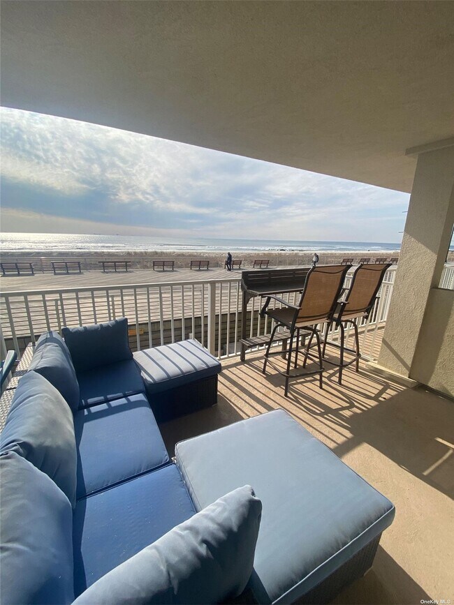 Foto del edificio - 250 Shore Rd