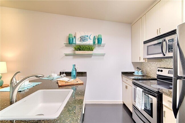 Foto del edificio - 2308 Enfield Rd