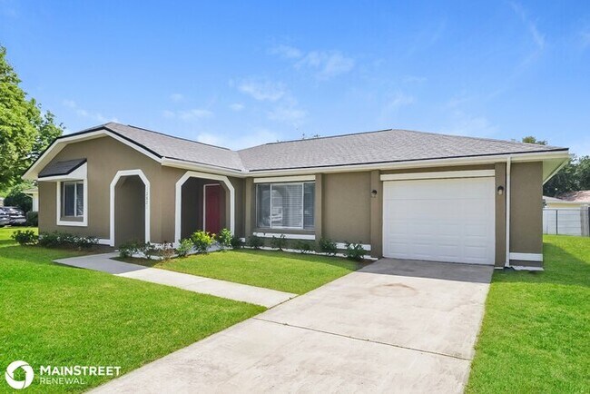 Building Photo - 12821 New York Woods Cir