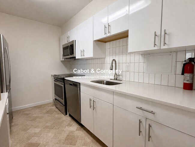 Foto del edificio - 50 Longwood Ave