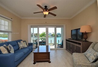 Building Photo - 7046 Harbor Village Dr