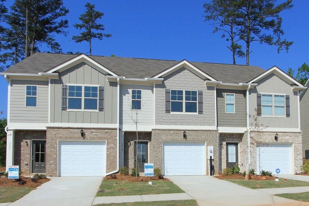 5897 Cassie Dr, Stonecrest, GA 30038 House for Rent in Stonecrest, GA