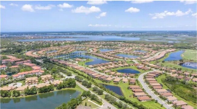 Foto del edificio - 6914 Quiet Creek Dr