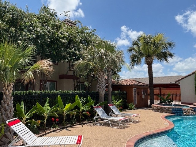 Building Photo - Waxahachie Village