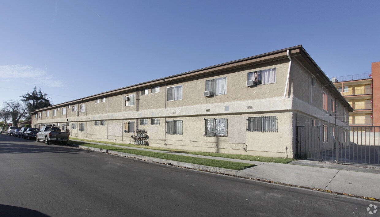 Buckingham Apartments Apartments in North Hollywood, CA