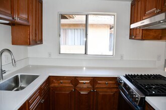 Building Photo - 12071 Laguna St