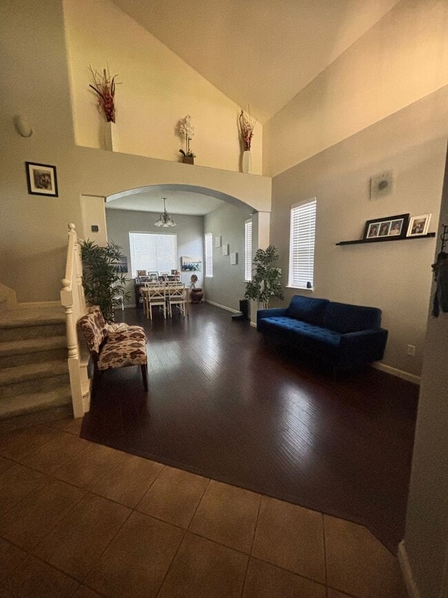 Building Photo - 2546 Jennifer Dr