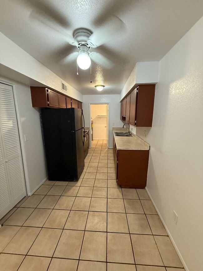 Building Photo - 2 bedroom in Mesa AZ 85201