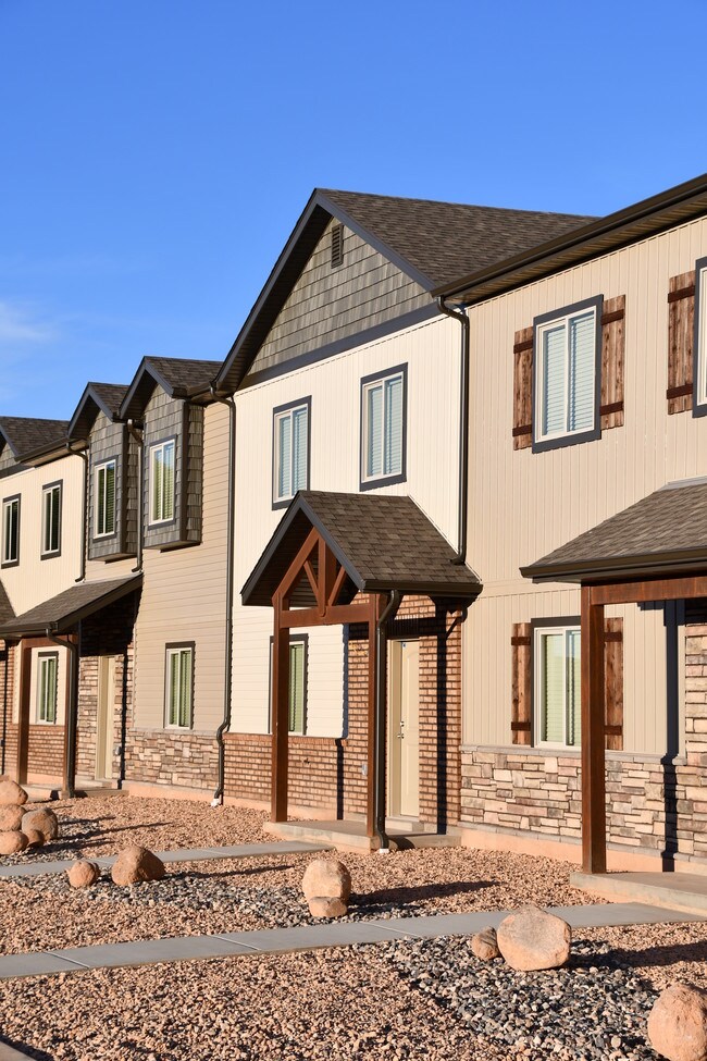 Cedar Pointe Student Housing Apartments Cedar City, UT