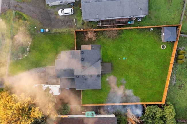 Foto del edificio - 16522 Mimosa Ct SE