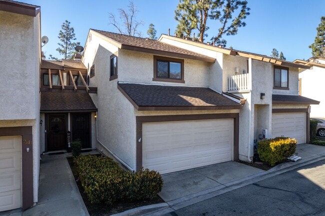 Building Photo - 9369 Silverleaf Way