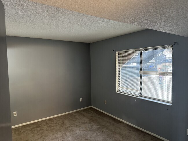 Foto del edificio - 537 Trellis CT