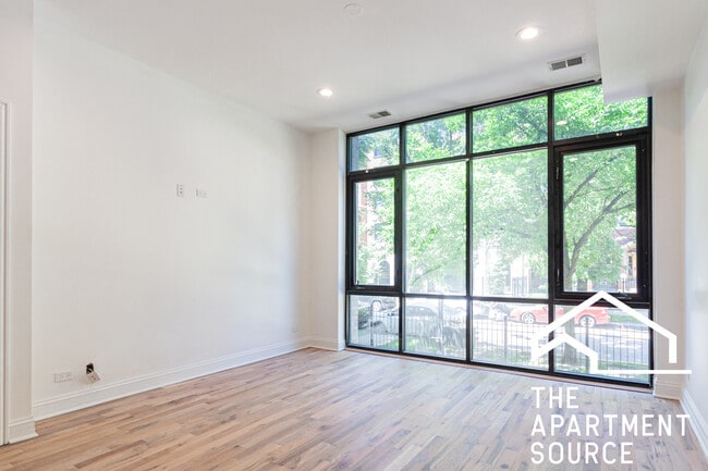 Building Photo - 5733 N Winthrop Ave