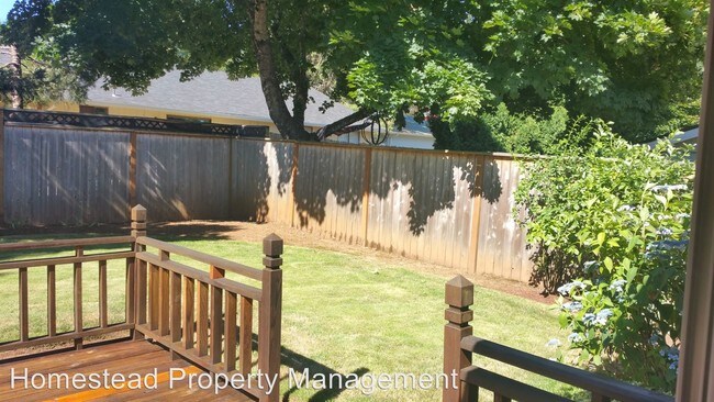 Foto del edificio - 3 br, 2 bath House - 1785 Kamela Dr. S