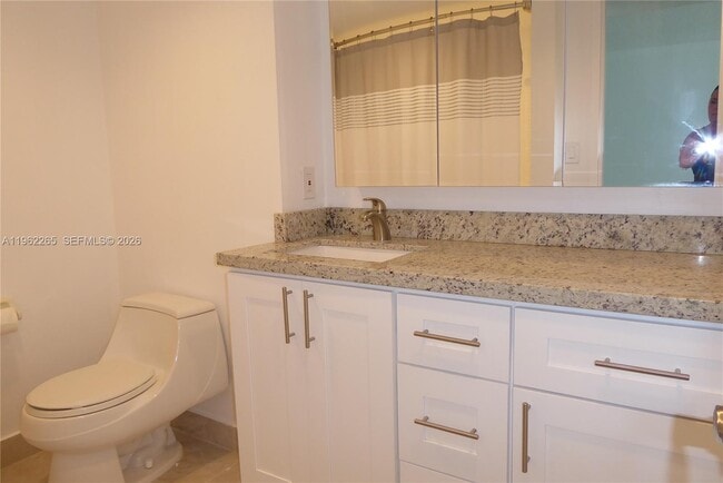 Building Photo - 800 West Ave