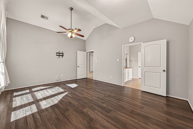Building Photo - 13612 Evening Wind Dr