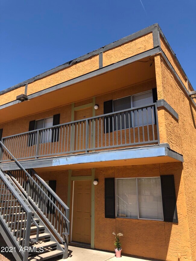 Foto del edificio - 701 S Roosevelt St