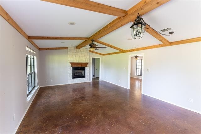 Building Photo - 1500 Farm Rd 1510