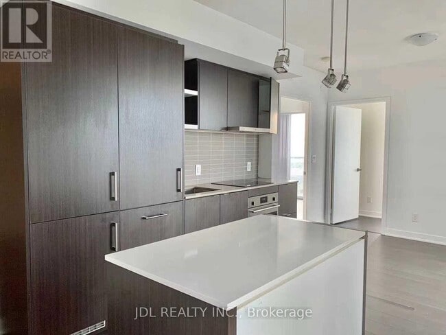 Photo du bâtiment - 88 Harbour St