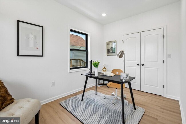 Foto del edificio - 3108 Adams St NE
