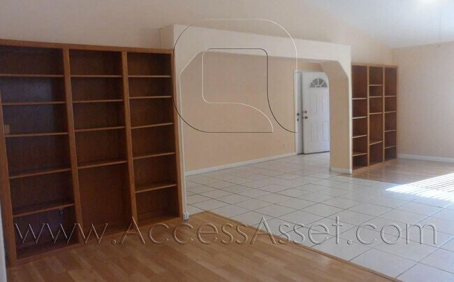 Foto del edificio - Great Single Story 3 Bed/2 Bath Home In Cathedral City!