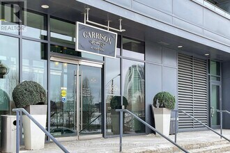 Building Photo - 169 Fort York Blvd