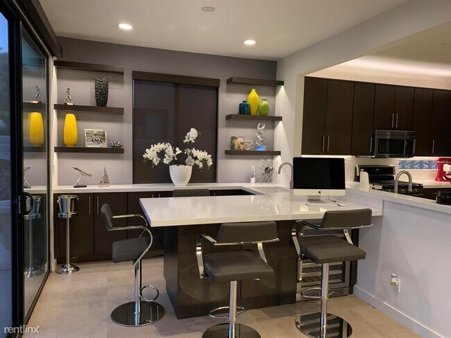 3 br, 2 bath House - 45468 Indian Wells La... photo'
